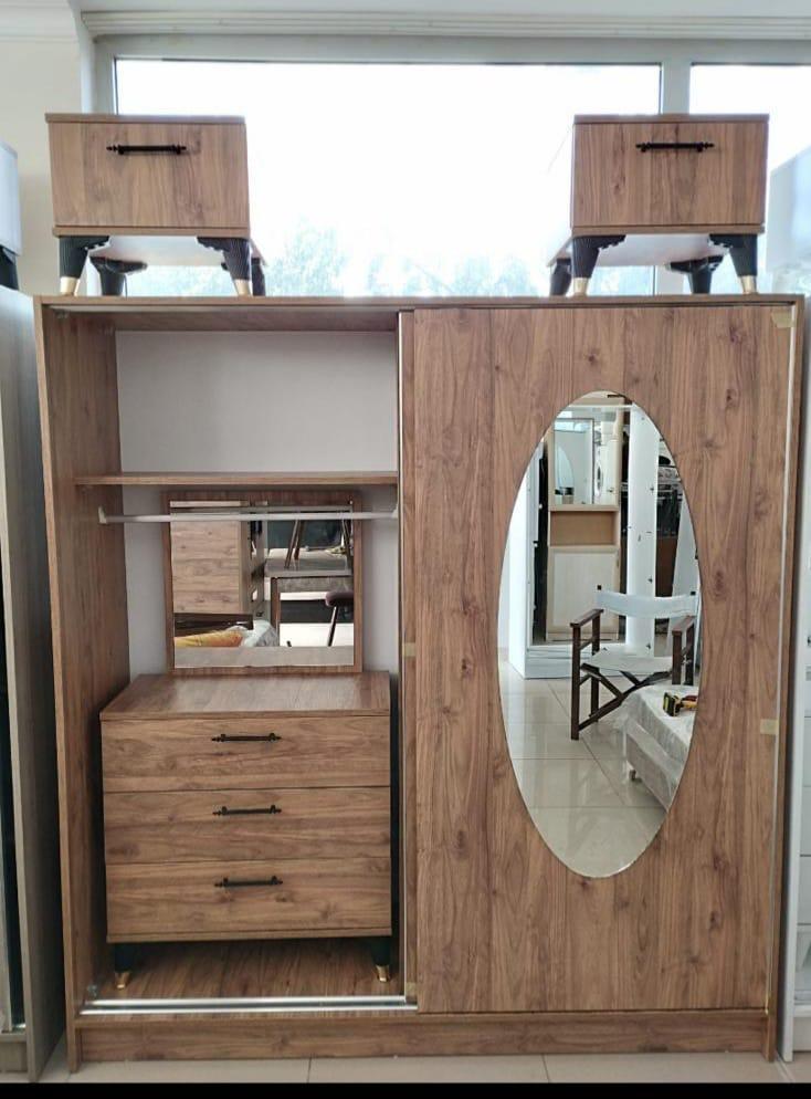 Gardolap - Komodin - Çekmece - 3lü set Sıfır Ürün - Yatak odanız için Gardolap - Komodin - Çekmece - 3lü set Sıfır Ürün - Yatak odanız için