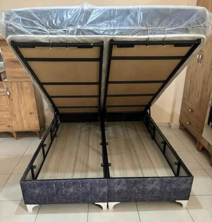 Çift Kişilik Bazalı Yatak - Lacivert renk - Sıfır Ürün